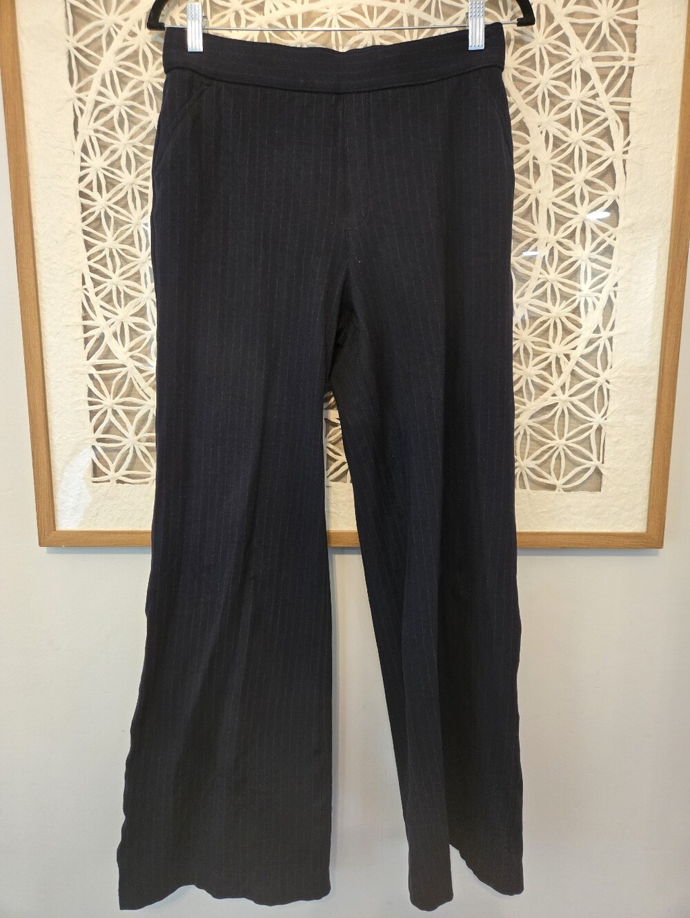 Spanx PerfectFit Wide Leg Ponte Dress Pants Navy Gray Pinstripe Size Medium - Picture 3 of 10